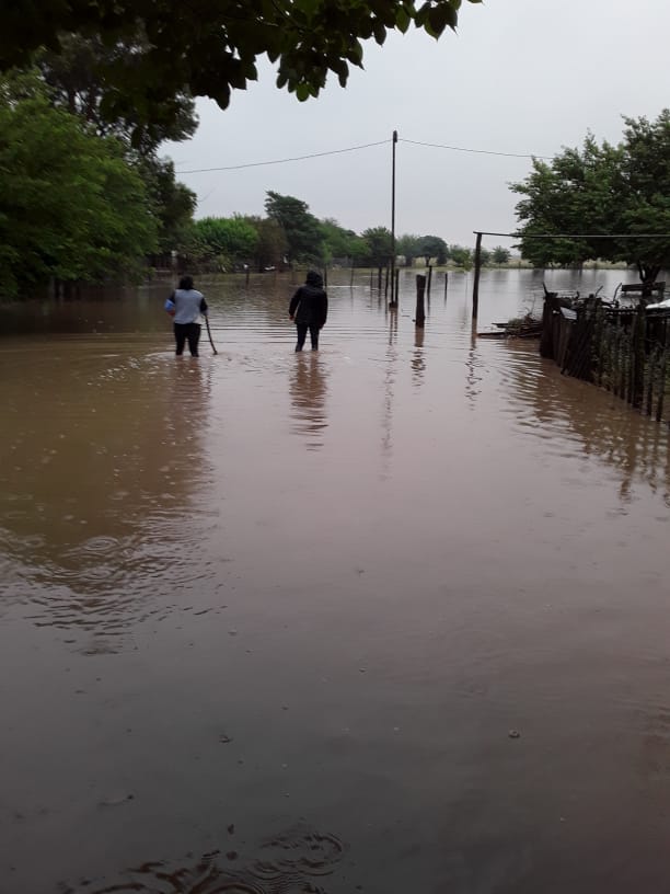 sergioivanc86's tweet photo. En #PampaPozo -#Burruyacu - Lte. Tucumán/Santiago... El mismo pueblo la misma historia. @losprimerostuc @agustavoguerra @JoseInesta @LaGacetaTucuman @eltucumano_ok @Accpcba @lv7Radio @losprimerostuc https://t.co/J0PIeCWsmx