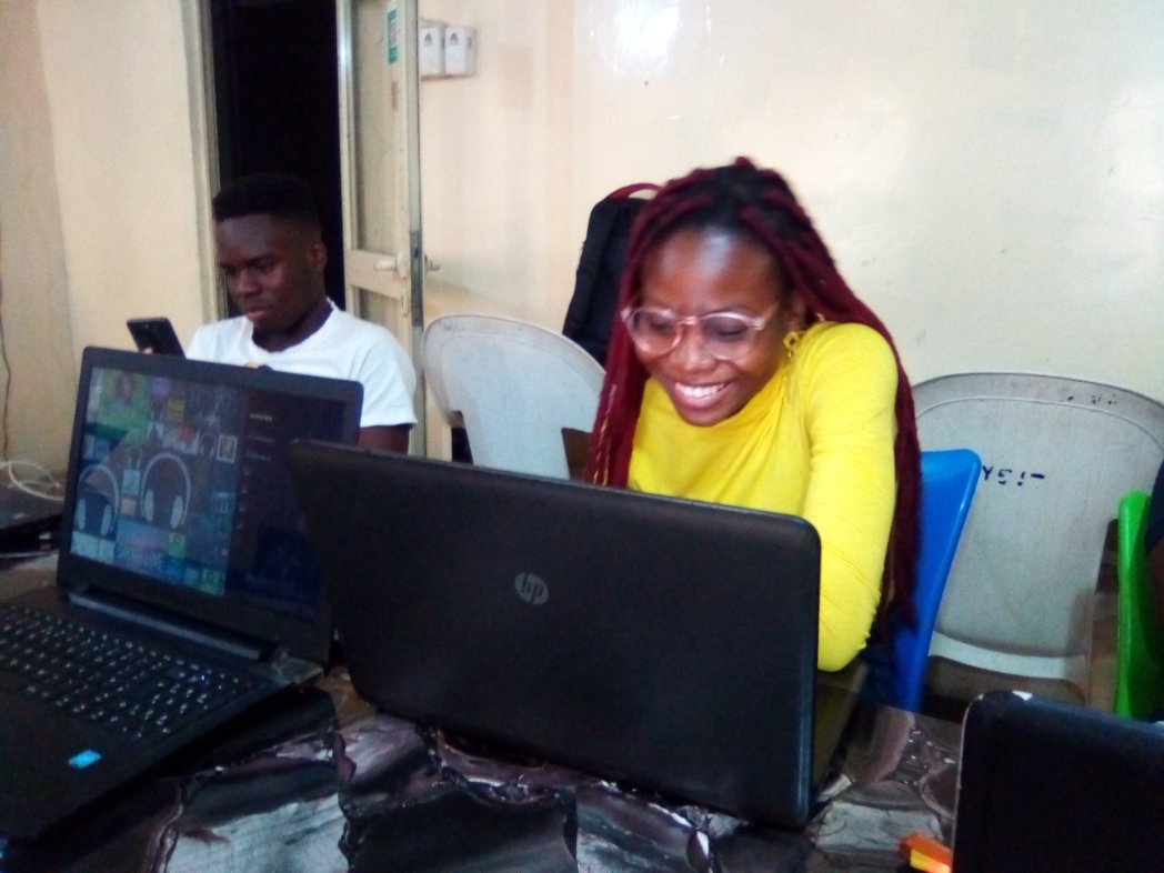 wetindeyapp's tweet photo. Our #NovemberCohorts are Blowing really Hot on codes at #WetinDeyCodeAcademy in #Akure

You are still waiting for ASUU abi? 
Keep waiting oooo.

@greaterheights_ @lily_ann4 @_mmanwu_ @iampaulemeka @funloviing @tenidazzle @AkureHowFar @AkureSlimBoy @Victor_ziz @FakiledeDamilo1 https://t.co/TgwRHcye83