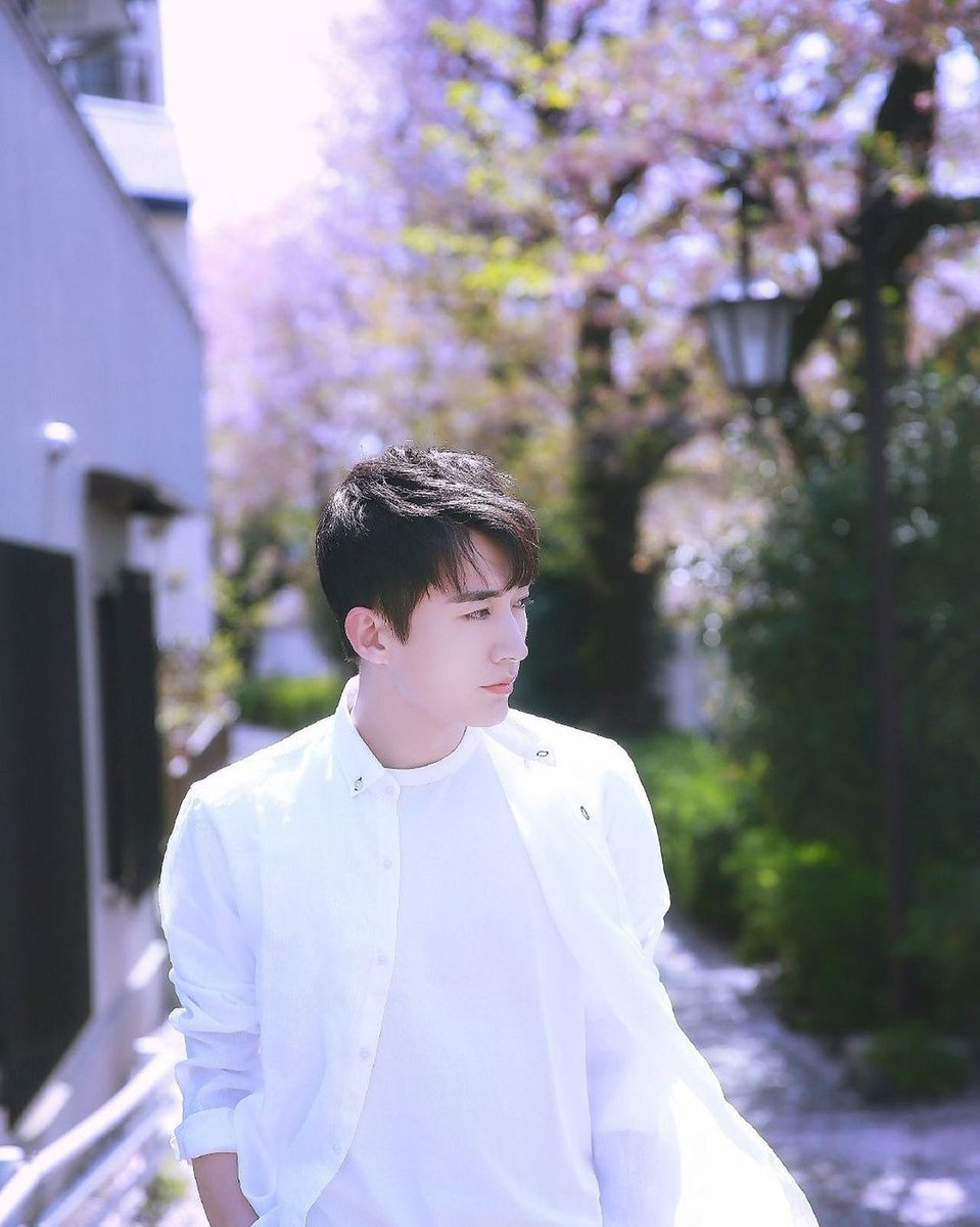 Kandelya_'s tweet photo. Finally 😅
Aku menyukai dia *plak
Name: Liu Xue Yi
Native name: 刘学义
Nationality: Chinese
Gender: Male
Born: July 6, 1990
#LiuXueYi #刘学义
#XiaoHua #XieYuCheng #TheLostTomb2
#HaoChen #BailinDijun #LoveAndRedemption
#XiaoYiCai #TheLegendofChusen https://t.co/4HbWcsii1k