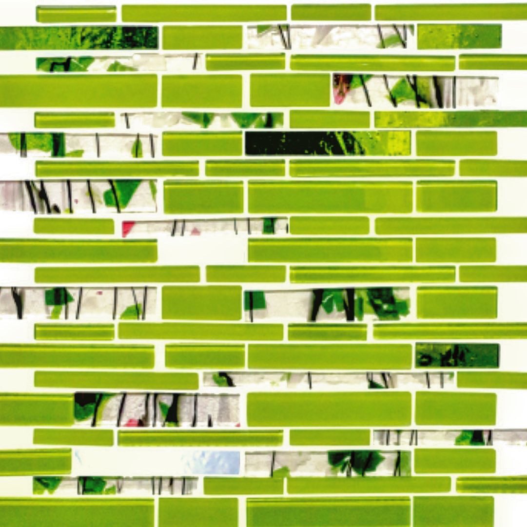 SusanJablon's tweet photo. Silver tile & lime green mirror tile bring the wow factor to your kitchen in our sensational Lime Green & Floral Linear Glass Tileπ€©π
#backsplash #kitchengoals #remodel #kitchendecor #kitchendesign #decor #glasstile #realestate #designideas #tiledesign #mirrortile #floraldecor https://t.co/JXZKTlJc1D