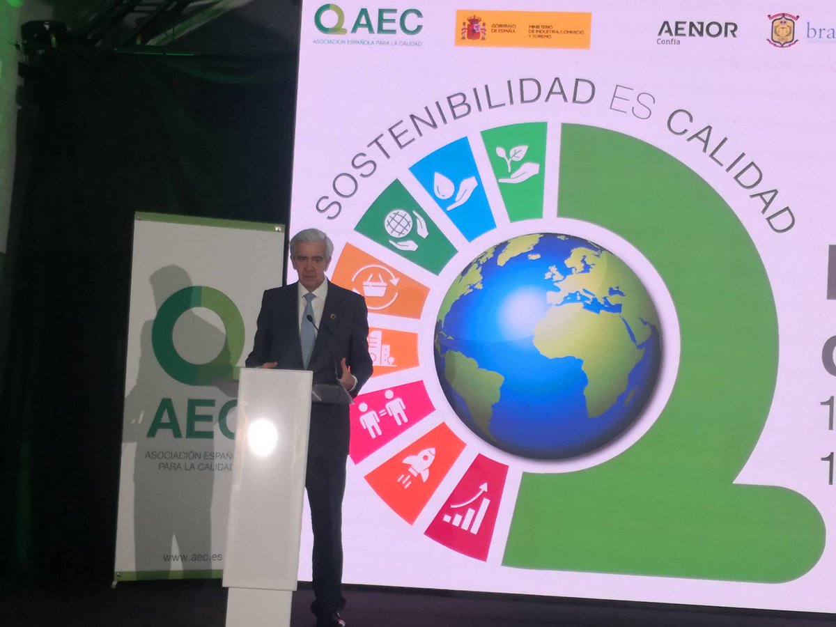 'Hay que cambiar y reconvertirse en el entorno actual' Miguel Udaondo, presidente de la AEC <a href="/mudaond/">Miguel Udaondo</a> en la sesión de clausura del Día Mundial de la Calidad 2020#DMC2020