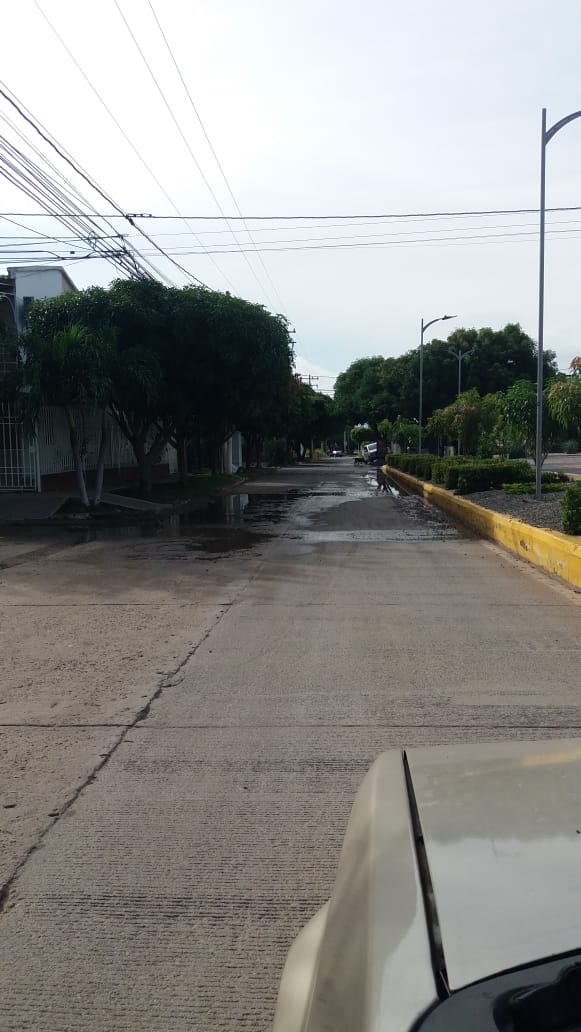 AltosBarrio's tweet photo. @EmduparESP nos pueden colaborar con la reparación de un manjol el cual se encuentra rebosado en @AltosBarrio mz 19 casa 21. Gracias https://t.co/UcpSu1ETiq