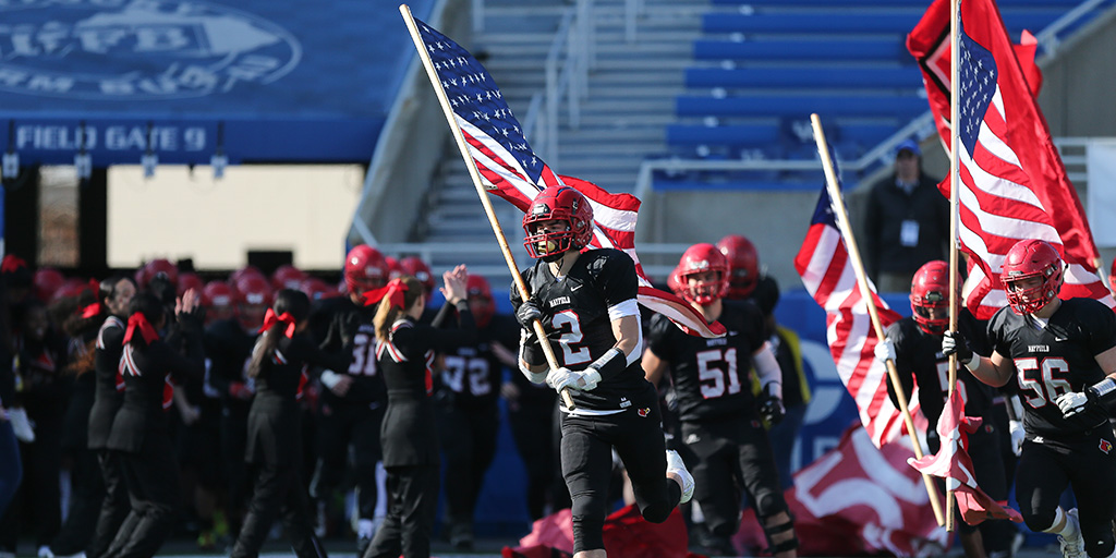 KHSAA's tweet photo. Thank you to the brave men and women who have served our country. #VeteransDay2020 https://t.co/7WmGvUrKNr