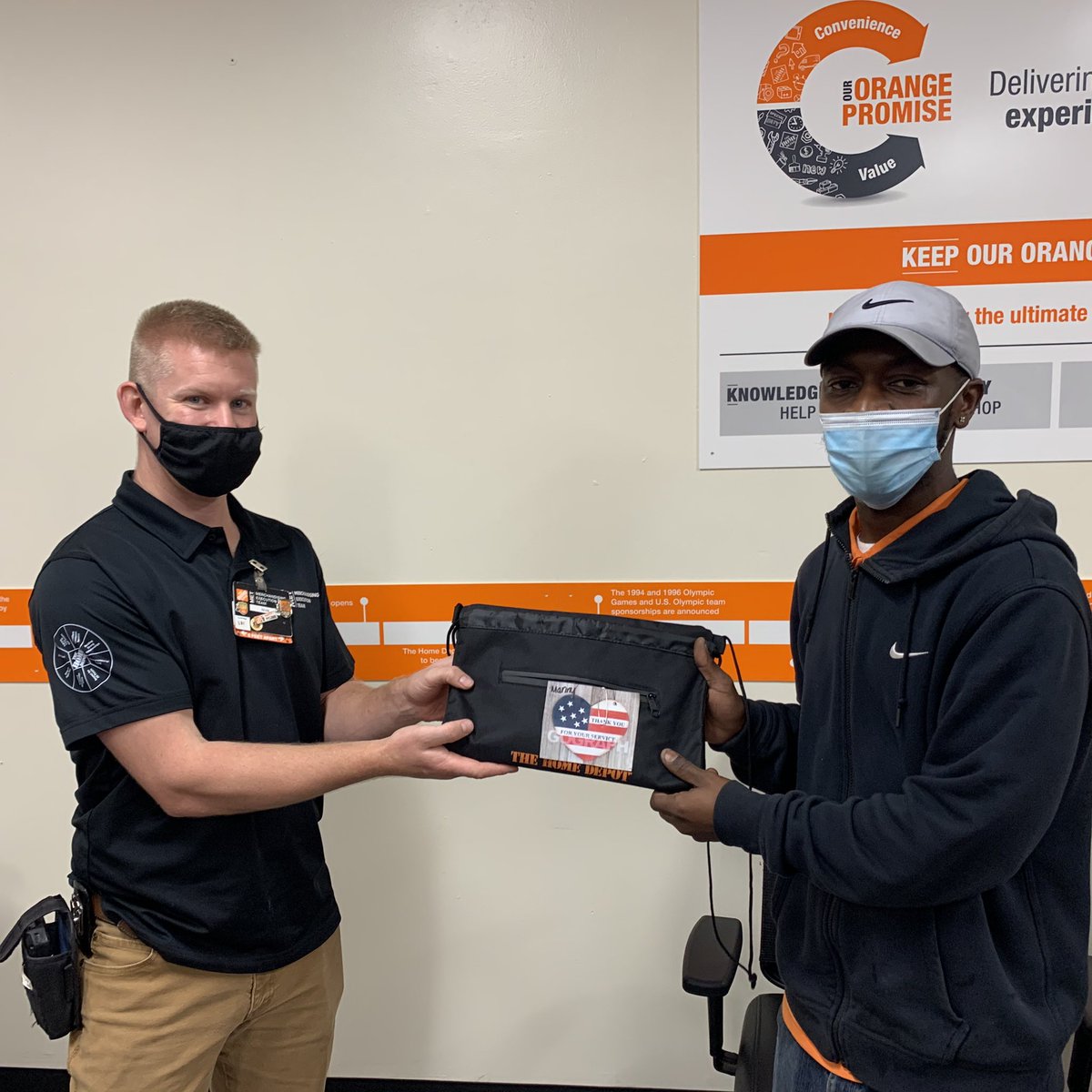 Lauren Morgan (@laurentmmorgan) on Twitter photo @2678 #VeteransDay2020 Thank Manny for your service! <a href="/JessicaMeaney3/">Jessica Meaney</a> <a href="/marantes1/">Marcelo Arantes</a> <a href="/DanielleKida1/">Danielle Dion Korell</a> @123WestMA @2678 #VeteransDay2020 Thank Manny for your service! <a href="/JessicaMeaney3/">Jessica Meaney</a> <a href="/marantes1/">Marcelo Arantes</a> <a href="/DanielleKida1/">Danielle Dion Korell</a> @123WestMA