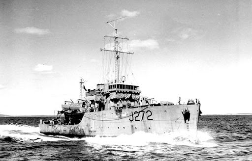 ArcticGuy2's tweet image. Very much like #Canada's #Sambro Ledges off #KetchHarbour at the mouth of #Halifaxharbour. German #UBoats often submerged below the #SambroLightShip and waited for convoys and @RoyalCanNavy warships near #Sambro Island Light.