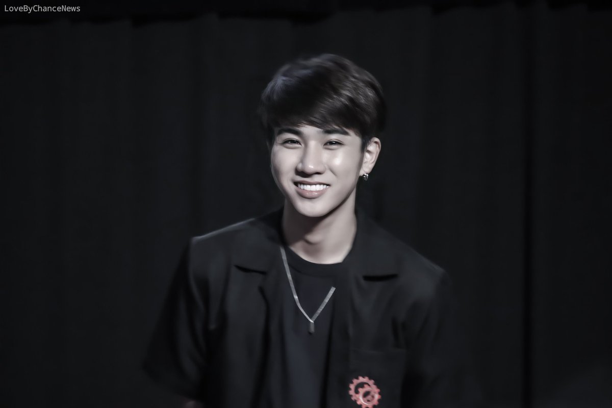 LBCNewss's tweet photo. Perth Tanappon | 11.11.2020 | A Chance To Love Final EP.
#AChanceToLoveEP12 #PerthTanappon https://t.co/oG2PRmKhQk