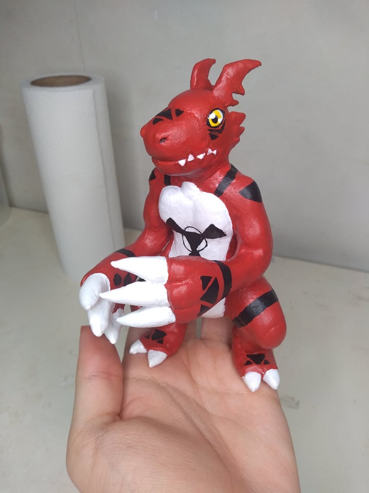Knuyland's tweet photo. Pessoas, fiz um Guilmon de biscuit, tive alguns problemas pra terminar ele mas no fim deu tudo certo kkkk Ficou legal? Tem vídeo novo no canal mostrando a construção dele, da uma conferida lá =D
https://t.co/q5Vdgl4d45

#digimon #digimontamers #guilmon #biscuit #escultura https://t.co/lu3xOo7gJv