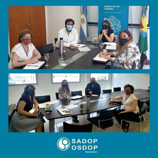 sadoppba's tweet photo. ⚠️ Reunión en @TrabajoPBA  

Nuestra Secretaria General @BussoInes , nuestra Secretaria Adjunta @PatoSadop  y nuestro Secretetario Gremial @JRodrigo73  se reunieron con la Ministra @mara_ruiz_malec y el Viceministro @MaciaLeandro. https://t.co/nA8B7ox0HA