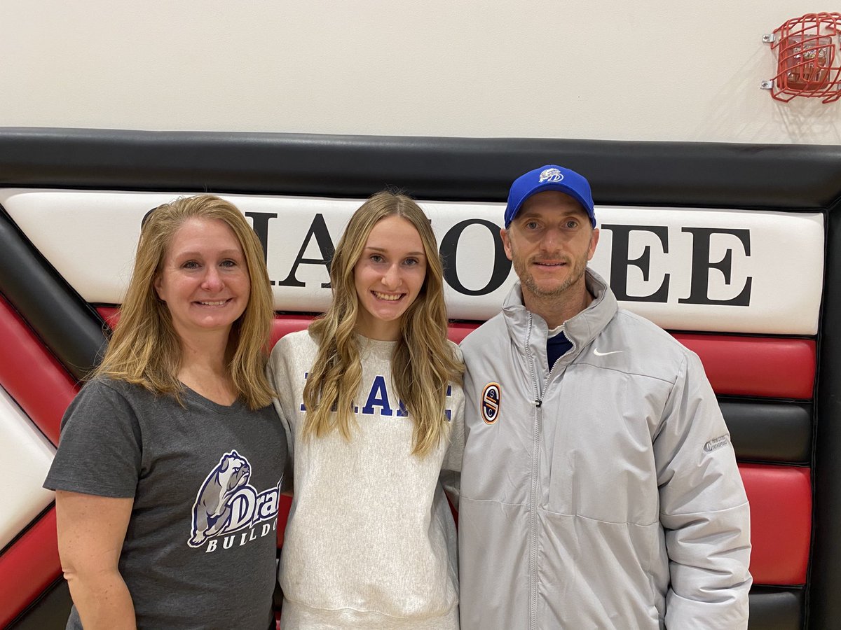 DrakeWSoccer's tweet photo. We are so excited that Brooke Davies is officially a Drake Bulldog! #NLISigningDay https://t.co/BXyVKEb5lO