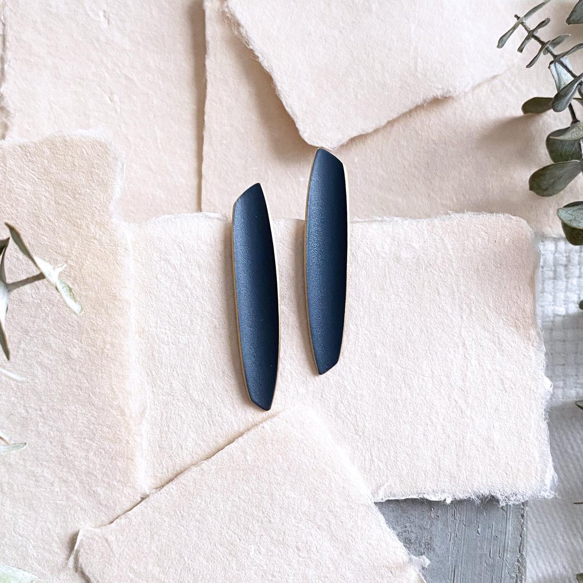 shopbuzzbetter's tweet photo. Minimalist jewelry is always an eye-catcher. @ella_calas jewelry is exquisite! Can see her designs worn up or down. See more at https://t.co/HFzNoZzObP⁣

#buzzbetter #etsy #etsyshop #shopsmall #supportsmall #standwithsmall #onlinemarketing #shopsmallmarketing #handmade https://t.co/Z84OhV5VLo