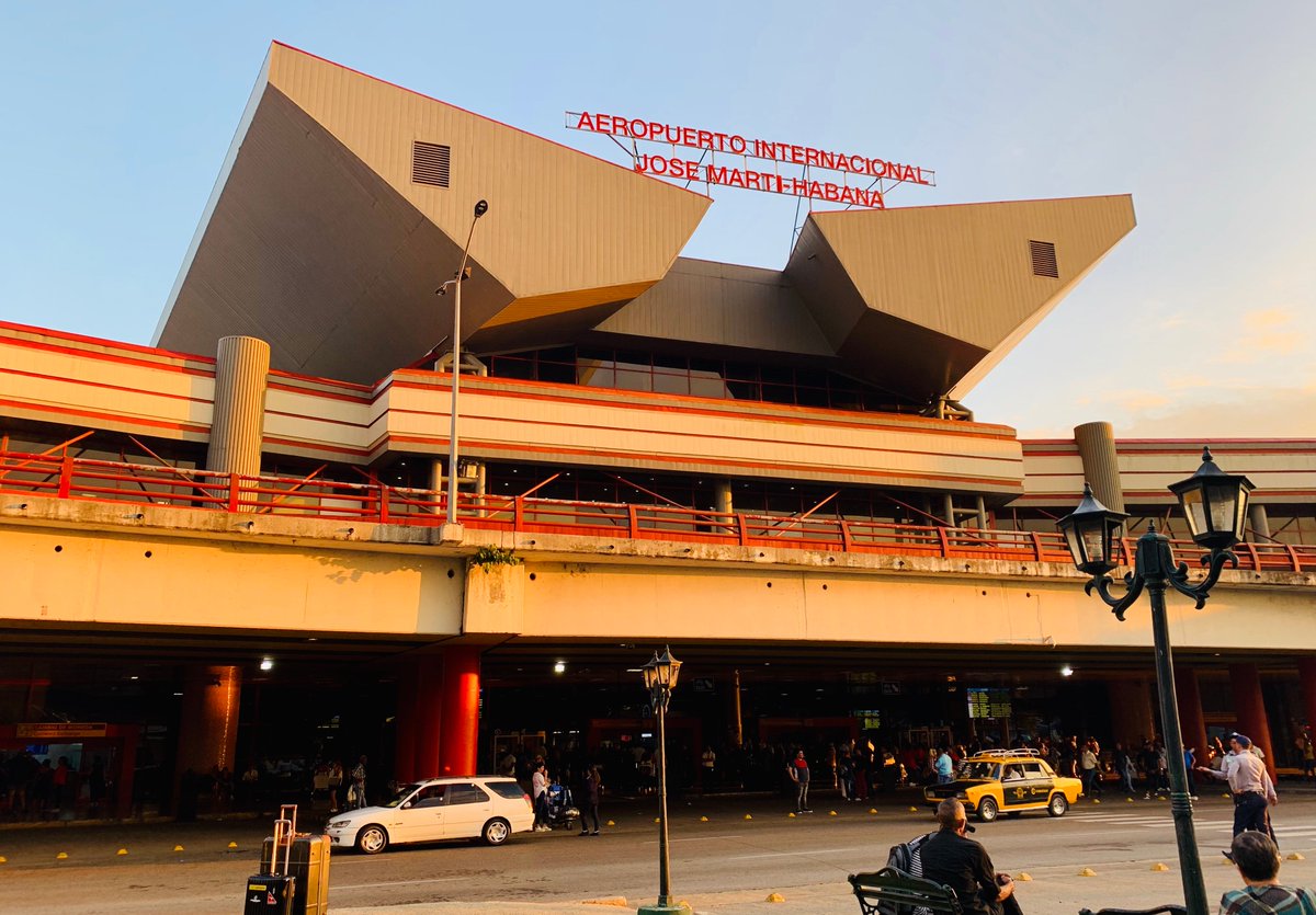 CUBA ANUNCIA REAPERTURA DE AEROPUERTO DE LA HABANA PARA INICIO TEMPORADA ALTA DE TURISMO

Amplía en:
instagram.com/p/CHdZ3SsB2_1/…

Canal de Telegram: 
t.me/noticiasmonrod

#NoticiasMonrod #Cuba #Turismo #Travel #VuelosComerciales #Mundo #Pandemia #Covid19