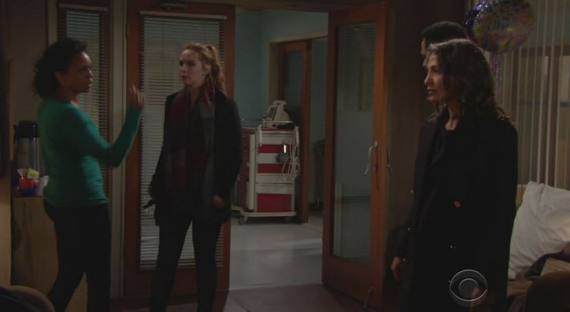 KingMinos777's tweet photo. Every time the Newmans and Abbotts gather in a hospital waiting room, savagery ensues. #YR #UnrulyMob https://t.co/xttQ7uR3oE