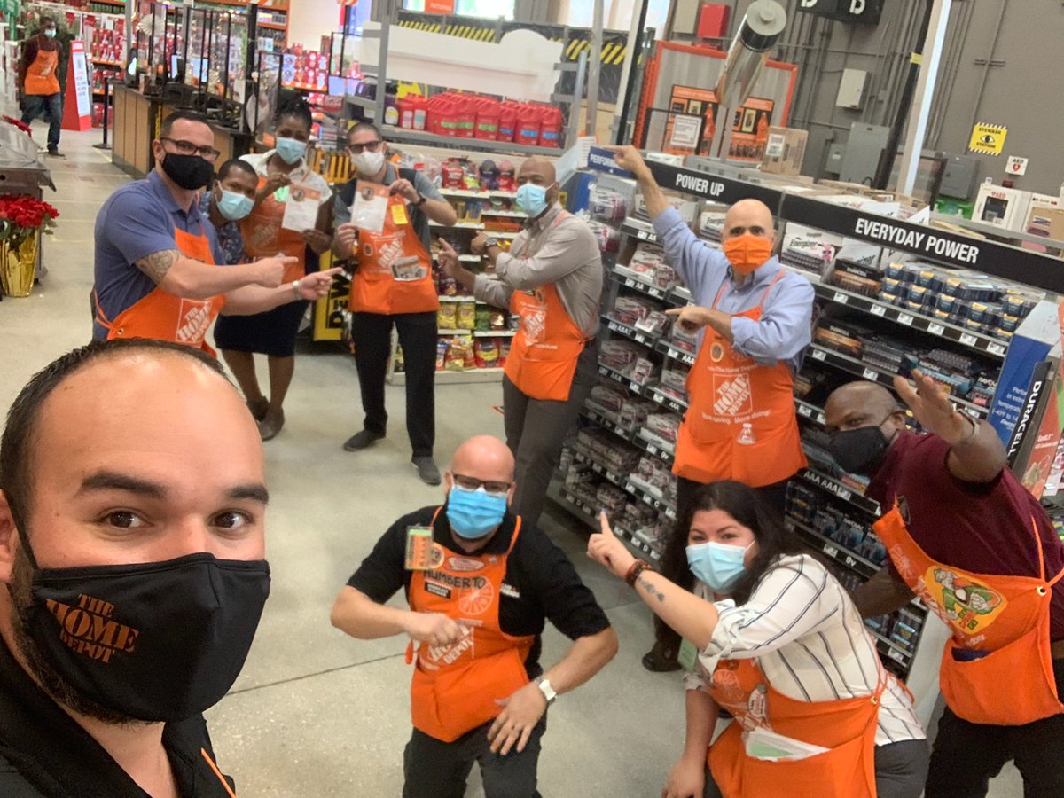 Had a great time yesterday with great leaders walking our store with @JacobRobertsTHD! I will truly miss my #0222 family! I will always keep you all in my heart! @Chris_Fraga_HD @JoeRSantelia @Anthonygerman8 @humberto1romero @arnaiz_yarazay @Gilberto_DiazHD @crawfitllc