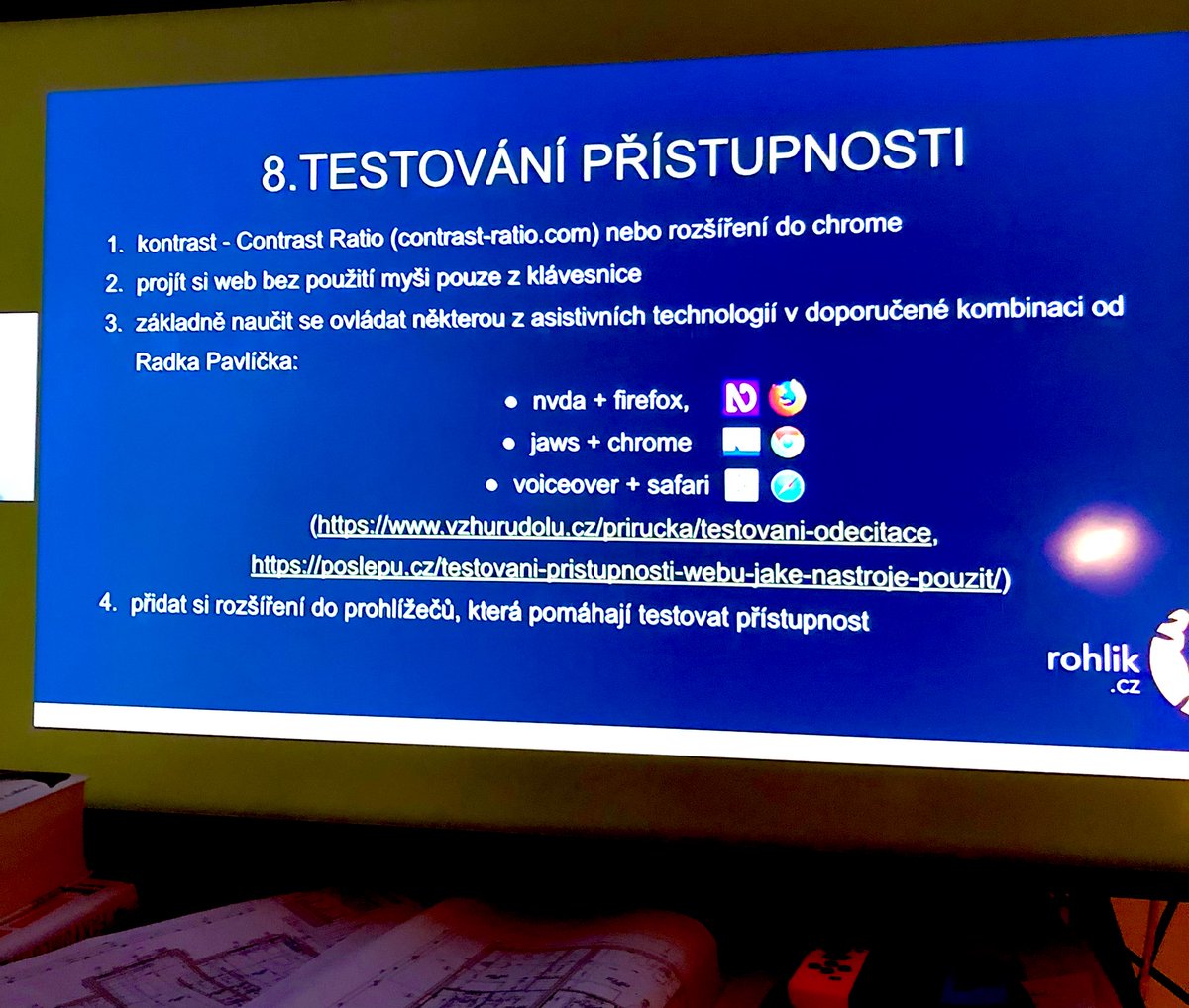 barcanec's tweet photo. Super přístup @PecemeRohlik “Přístupnost je součást vývoje webu” Díky Veronika Bedáňová aka owner přístupnosti na @rohlikcz a @Frontendisti  za dnešní přednášku. https://t.co/d5AjlQjktN