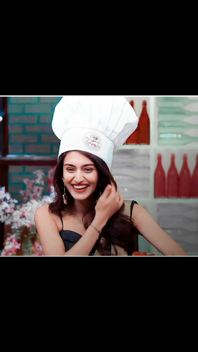 anaa111_anaa's tweet photo. The smile when she won the chef hat from the kitchen Champion show. 

EjF Rules 3M IG Hearts https://t.co/icK4qvEBAL