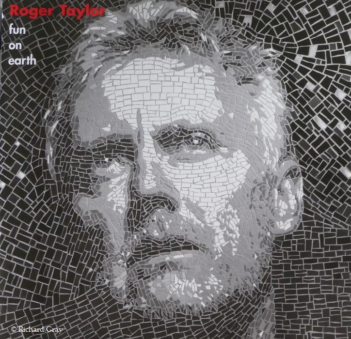 QueenFranceFC's tweet photo. “Fun On Earth” est le cinquième album solo de Roger Taylor, édité le 11 novembre 2013.
#RogerTaylor #FunOnEarth #FanDeQueenFr #QueenFranceFanclub
▶️https://t.co/wgbC30Ispx https://t.co/bAuvevtti3