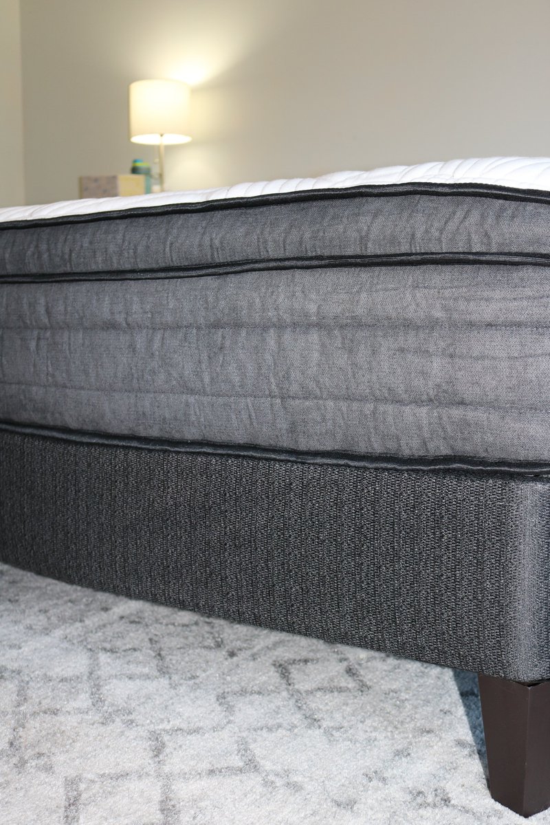 MomsWhoSave's tweet image. Shopping for a new mattress? (A great mattress makes ALL the difference in how well we sleep.)

** Read our Sweet Night Mattress Review + Get the Exclusive Promo Code --Shipping is Free Too!   

👉🏼 momswhosave.com/sweetnight-mat… 

#sweetnight #deals #selfcare #wellness
@sweetnighthome