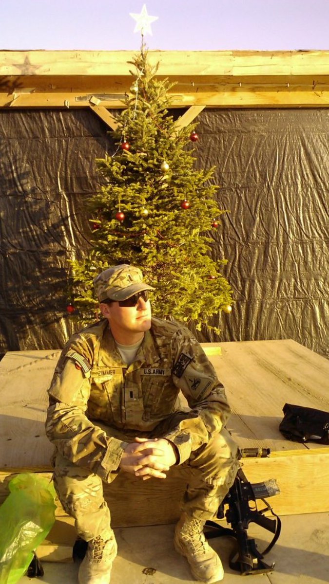 nsotiros's tweet photo. Thank you for your service as an infantry officer @Johnny_Utah_9 &amp; to all of our veterans! #VeteransDay 🇺🇸 https://t.co/8uHRphbefO