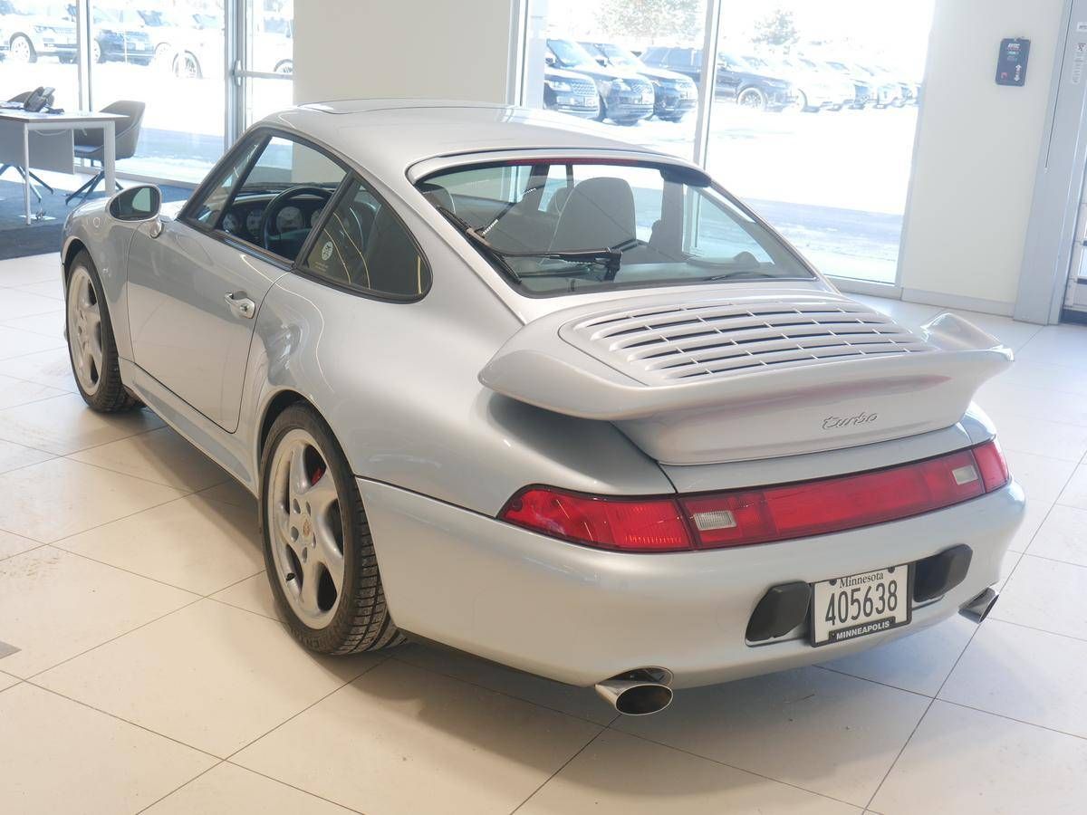 porschelife31's tweet photo. This 1996 #Porsche 993 Turbo Coupe is finished in the beautiful Polar Silver over a Black leather interior. It has only been driven 37,881 original miles and is equipped with the highly desirable 6 speed manual transmission. #Classifind

▶️ https://t.co/Kt93xjknhl https://t.co/AFc6NPKxz0