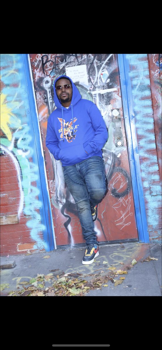 _mjs_twin2's tweet photo. New Merch ALERT🔥 @BEGWorldwide POP UP SHOP OnThe Way!! #1MOB #BOSSEnt https://t.co/PgVSDfQa2v