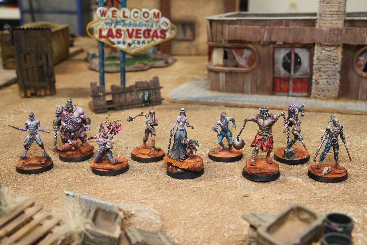 Punkapocalyptic's tweet photo. The whole family of the Amok gathered.
Deadly battles between gangs in the @Punkapocalyptic  wasteland.
Get your faction now:
https://t.co/XAjMSs46OX https://t.co/d6ZsjisMcB