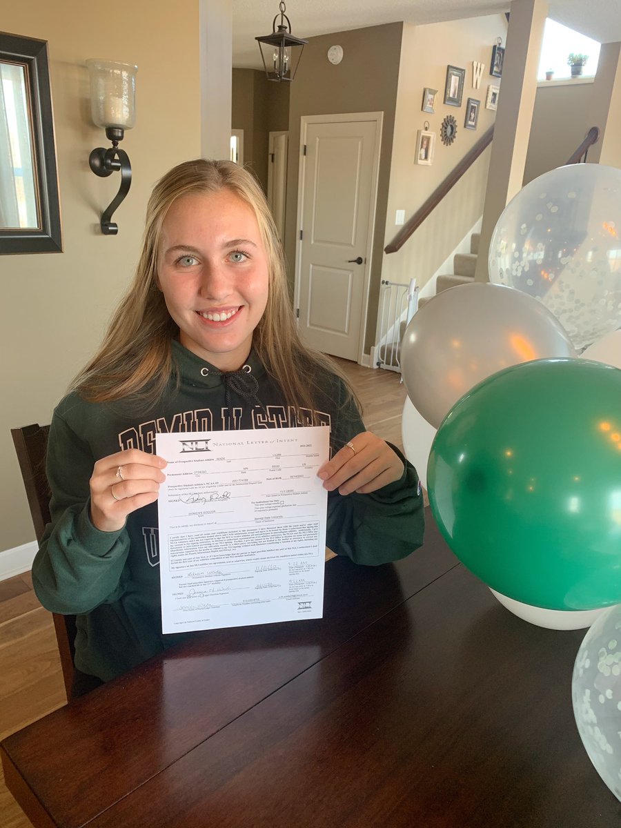 Officially a Beaver! ✍🏼 #signingday <a href="/BSUBeaverSoccer/">Bemidji State Women's Soccer</a> <a href="/RHSLadyRoyals/">RHS Lady Royals Soccer</a> <a href="/geauxroyals/">Rogers Royals</a>