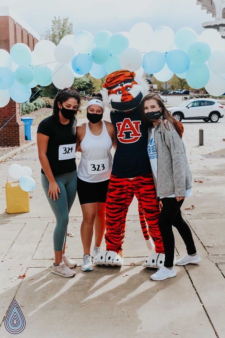 neverthirst's tweet photo. Shoutout to @Auburn4Water for hosting their Carry the Jerry 5K this weekend! 💪💦

These college students are committed to bring more communities clean water around the world. We’re so grateful for their continued dedication, even in this year!

@AuburnU @AubietheTiger01 https://t.co/gaCMtRDvJw