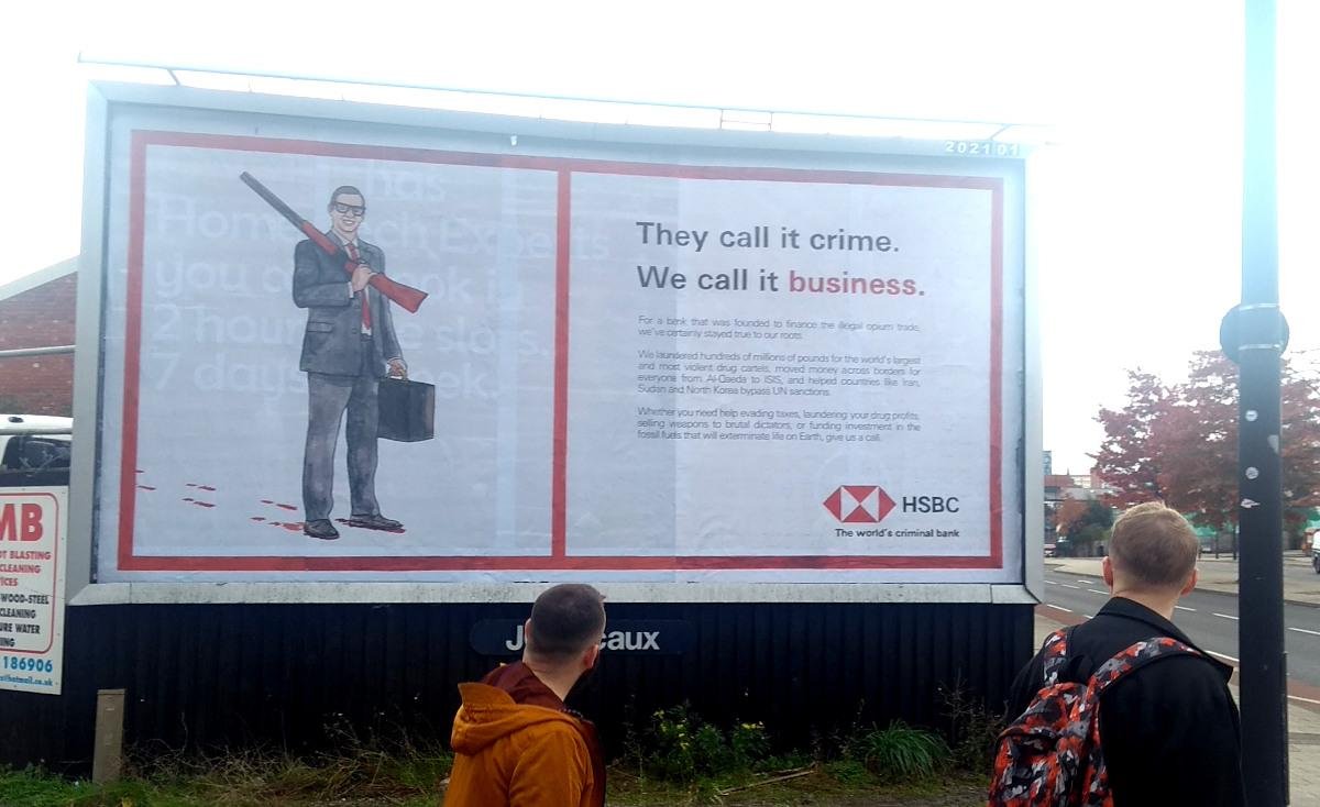 Ecohustler's tweet image. 🛠️💥BOOM!💥🛠️

@HSBC_UK @HSBC publicly slammed for being the worst of a bad bunch of banks

ecohustler.com/culture/hsbc-p… 

@BrandalismUK #ClimateAction #activism @adfreecities #FossilBanks