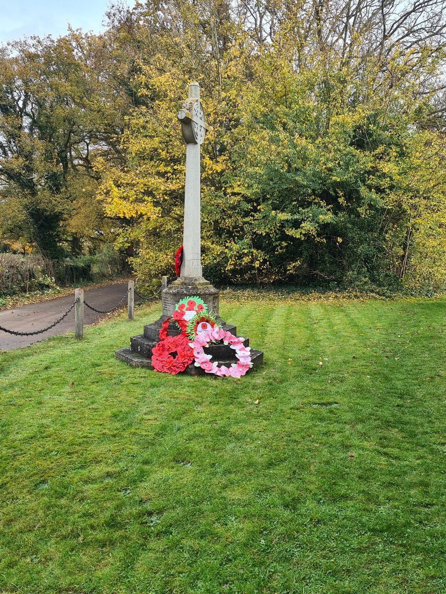 Trinity_Pri_Sch's tweet photo. In remembrance of all those that gave their lives, each class created their own poppy wreaths which have now been laid on the war memorial at All Saints Church. https://t.co/nfjqLfan30