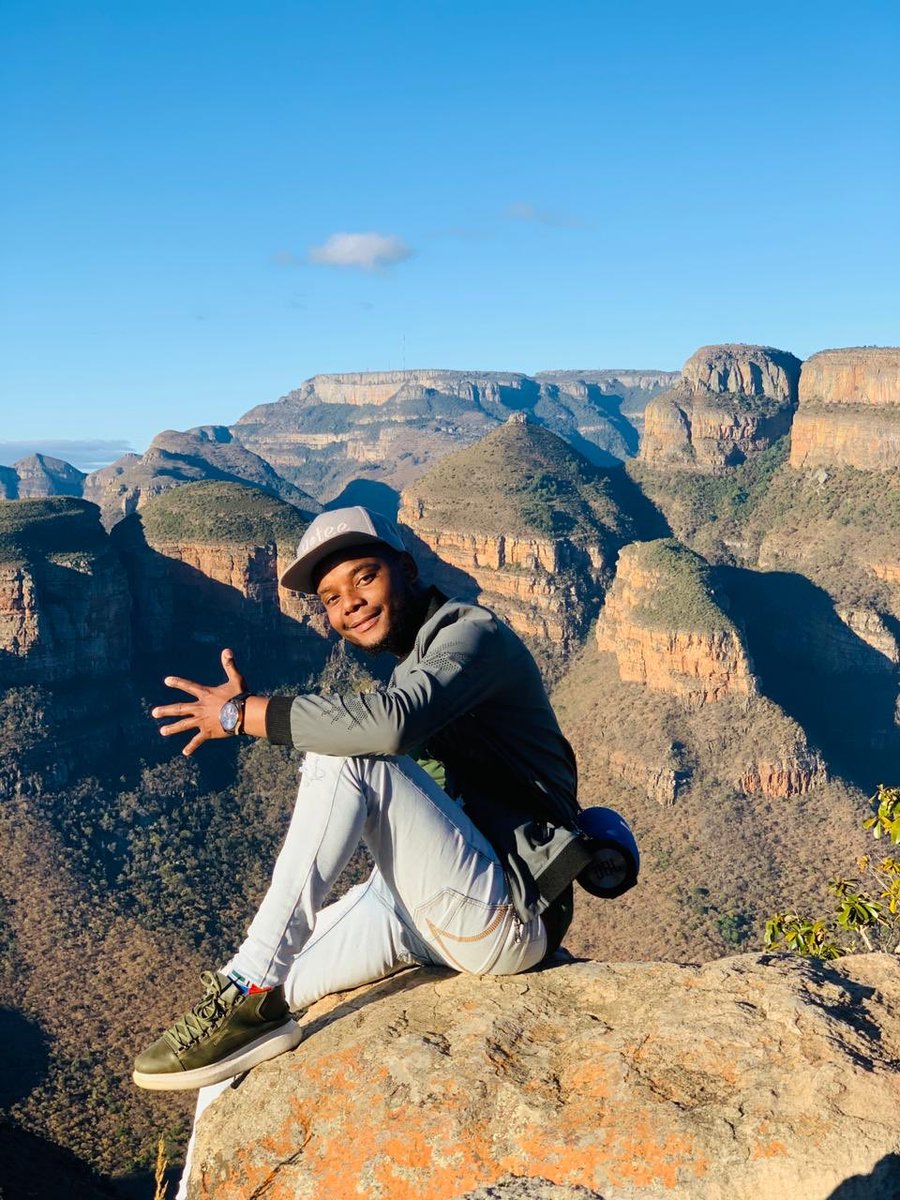 Dagudy's tweet photo. #EraOfSmart #HuaweiPsmart2021 
#Ferguson 

Have you sealed your holiday plans? Only a few seats left. 

Book now! 

Tour Date: 29 Dec - 02 Jan 2021
Crossover Party: 31st Dec 2020. 

Contact @heytraveller for enquiries. 
Bookings@heytraveller.co.za
0828099546/0794309325 https://t.co/70fZ9XD1HY