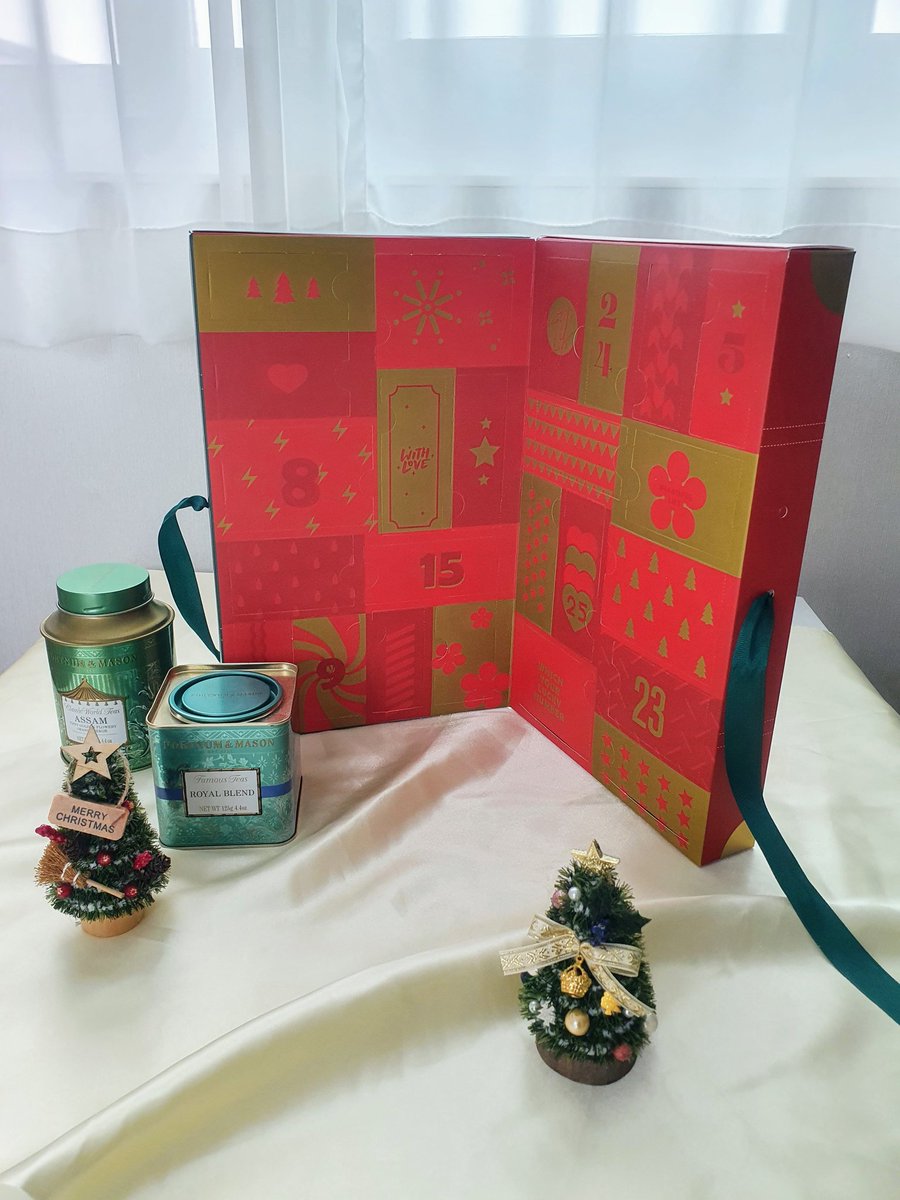 KUKU_T_T's tweet image. 💕1000팔로워 기념 RT이벤트💕
사담도 많은 계정인데도 벌써 천팔로가 넘었네요!!! 감사의 의미로 한 분을 뽑아 티캘린더를 보내드리려 합니다! 
향신료 가향을 선호하진 않아 크리스마스에 어울리는 차들은 얼마 없어요😂 흔한 차도 많습니다!

✨당발 : 11월 22일

모쪼록 앞으로도 잘 부탁드려요🥰