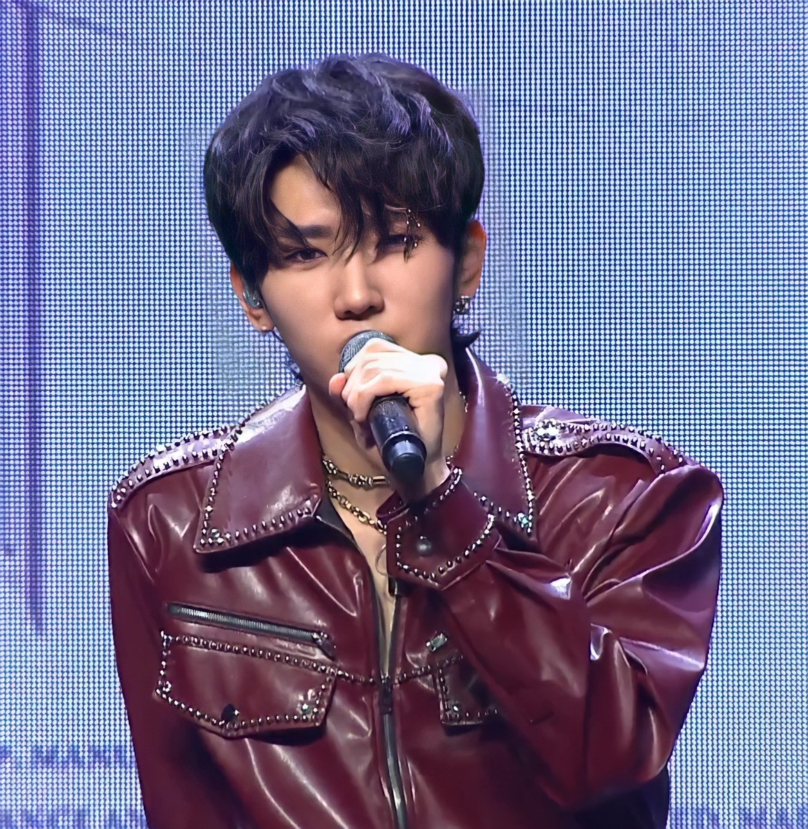 elastnoona's tweet photo. [11.11.20] E'LAST COMEBACK SHOWCASE 📸 

#BAEKGYEUL #백결 
#ELAST #AWAKE #TearsofChaos
#엘라스트 #AWAKE #눈물자국 
#컴백쇼케이스 #1111Comeback 
@ELASTofficial https://t.co/xBVmG0NKWp