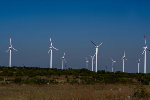 IntlFinanceMag's tweet image. #Russia plans to lower funding for #windpowerprojects in the coming years

The government will cut #funding support from RUB 133 billion to RUB 66.6 billion for projects between 2025 and and 2035
Read More: bit.ly/2JXvZ4G

#Internationalfinance #Energy
