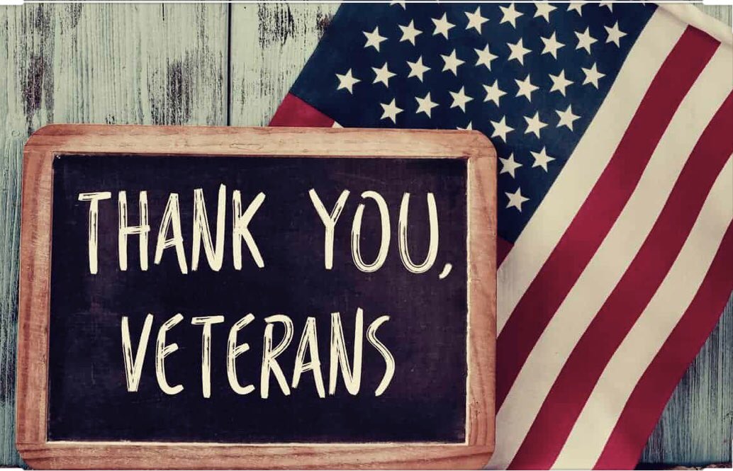DrChoueiri's tweet photo. On #VeteransDay2020 we honor all our heroes veterans and our own #LankCenter Lieutenant Colonel Dr. Brad McGregor @BradMcG04 . Enjoy this interview with Brad last year https://t.co/pvhY8sQCTR https://t.co/Zj9aav5s68