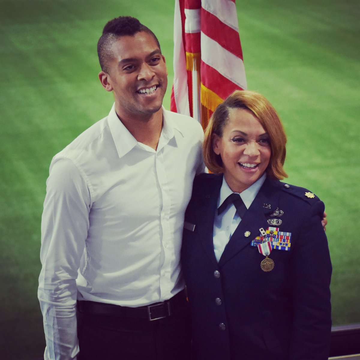 jason_a_scott's tweet photo. Happy Veterans Day to my favorite human!
#MajorMom #VeteransDay2020 https://t.co/ghtvsAzudW
