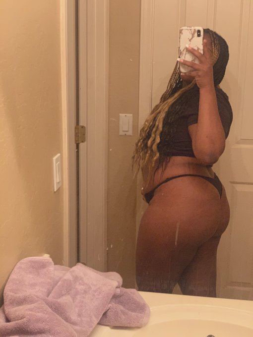 Good morning horny people, good day to subscribe to my #onlyfans Only $5 right now! 🖤😈🖤😈  https://t.co/LGhw6CmLMc<a href="/tag/onlyfans"class="tags"><span>#onlyfans</span></a>