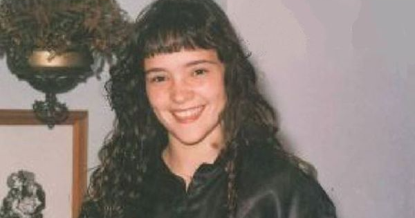 AGazetaES's tweet photo. Caso Gabriela Chermont: em julgamento, delegado relata pressão política, diz advogado [ https://t.co/MztxDYCqyT ]

O delegado Germano Pedrosa disse, em depoimento, que chegou a ser transferido para uma unidade do interior após se aprofundar no caso https://t.co/NQ0VmHwSNL