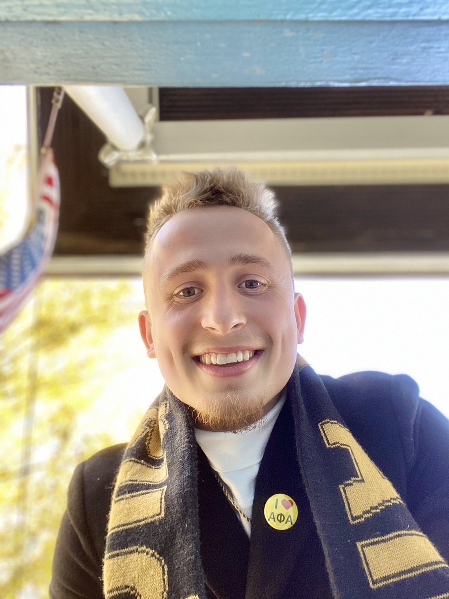 Smile because IT IS A GREAT DAY TO HAVE A GREAT DAY 😁