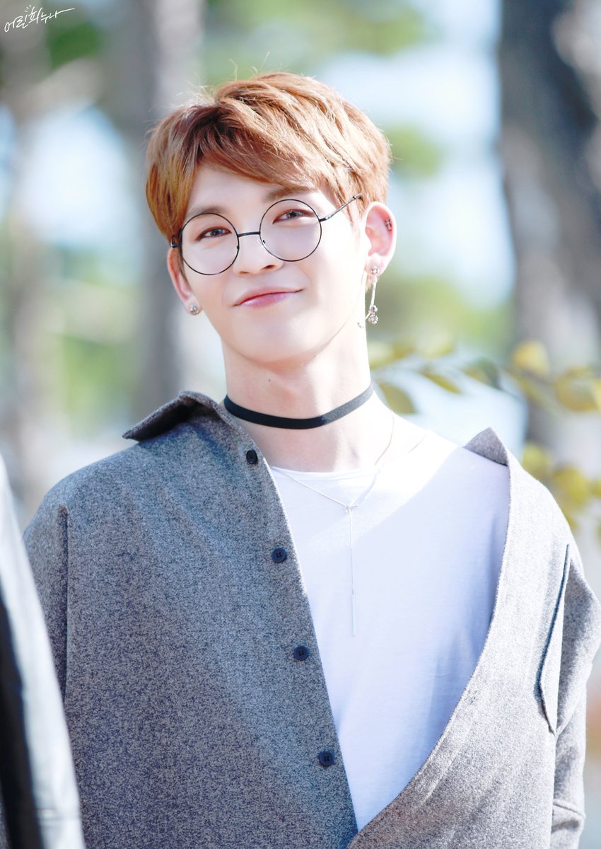 어린희누나 (@heenuna) on Twitter photo #UP10TION #업텐션 #쿤 #노수일 #노흐수일 #안사노 #안산까마귀 #수일_수천일_빛날_쿤에게 밤 수일시😇
따뜻한 생일이었길:)
<a href="/UP10TION/">업텐션(UP10TION)</a> #UP10TION #업텐션 #쿤 #노수일 #노흐수일 #안사노 #안산까마귀 #수일_수천일_빛날_쿤에게 밤 수일시😇
따뜻한 생일이었길:)
<a href="/UP10TION/">업텐션(UP10TION)</a>