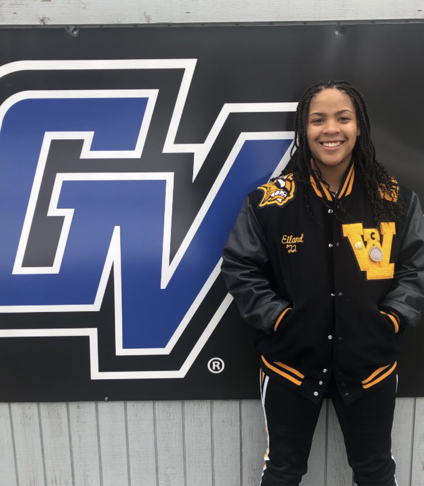 eiland_eliana's tweet photo. 💙⚓️ #AnchorUp @GVSUSoftball @MiOutlaws04 @WLCVikingsSBall @RBarrowsNCSA https://t.co/3VjlHdjiG6