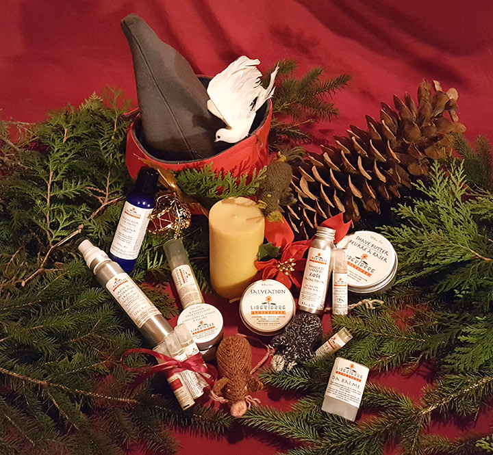 apothecary2016's tweet photo. Holiday Raffle! ❄ Tirage de Noël! - https://t.co/coCV9qAUGP https://t.co/Rwe46tX8ju