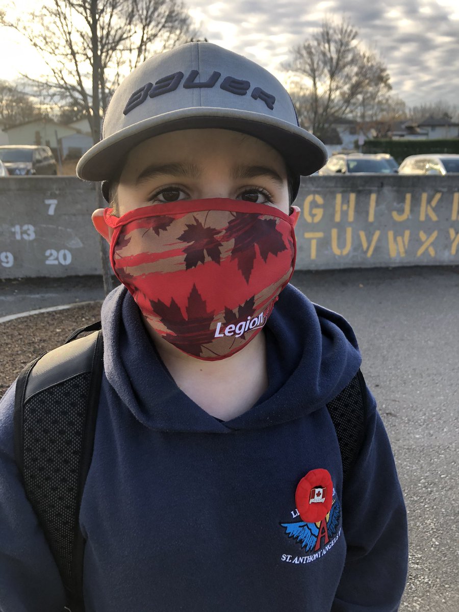 StAnthonyLondon's tweet photo. Wear it Well Wednesday. Special masks today to remember. @Staudt1 @LDCSB https://t.co/Ii0iHdSj3u