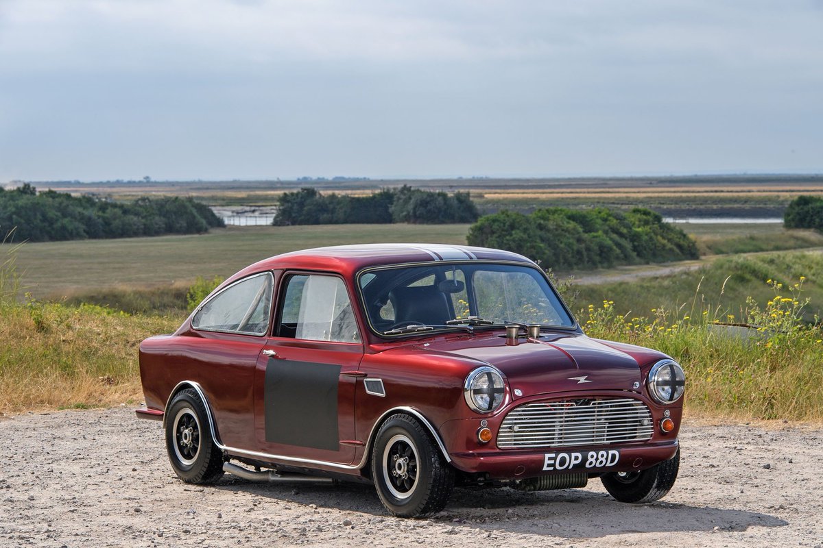 UltimativCars's tweet photo. .@bobahazza has a very interesting car as header:
the #Broadspeed (unique) GTS Works from 1966.
Broadspeed also made a common version, called GT 2+2, as of 1966-68 & built in 27 units
The GTS Works has been last seen, as being sold by @WM_Classics in 2019:
https://t.co/ydGVPCQ43V https://t.co/S7VhZGSF09