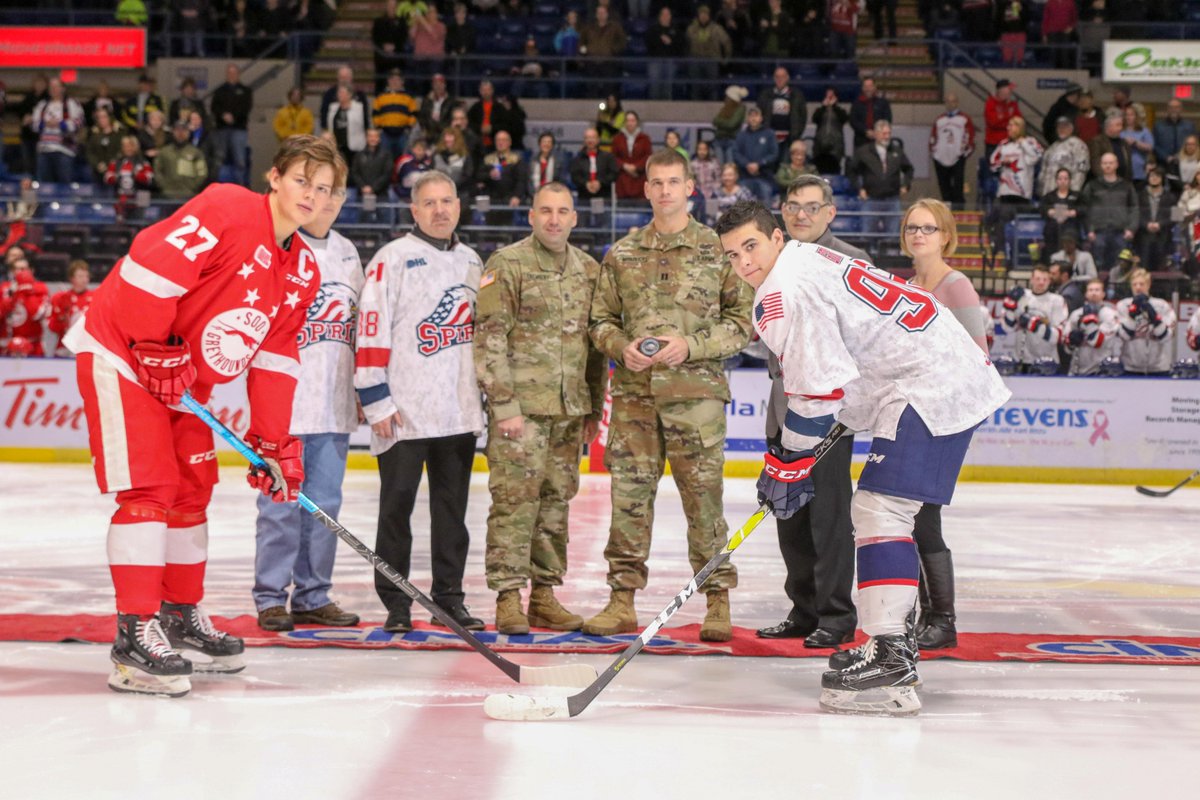SpiritHockey's tweet photo. Today, and every day, we honor and remember the men and women who have served and continue to serve our country. #VeteransDay

Thank you 🇺🇸❤️ https://t.co/8srRHjX7Kx