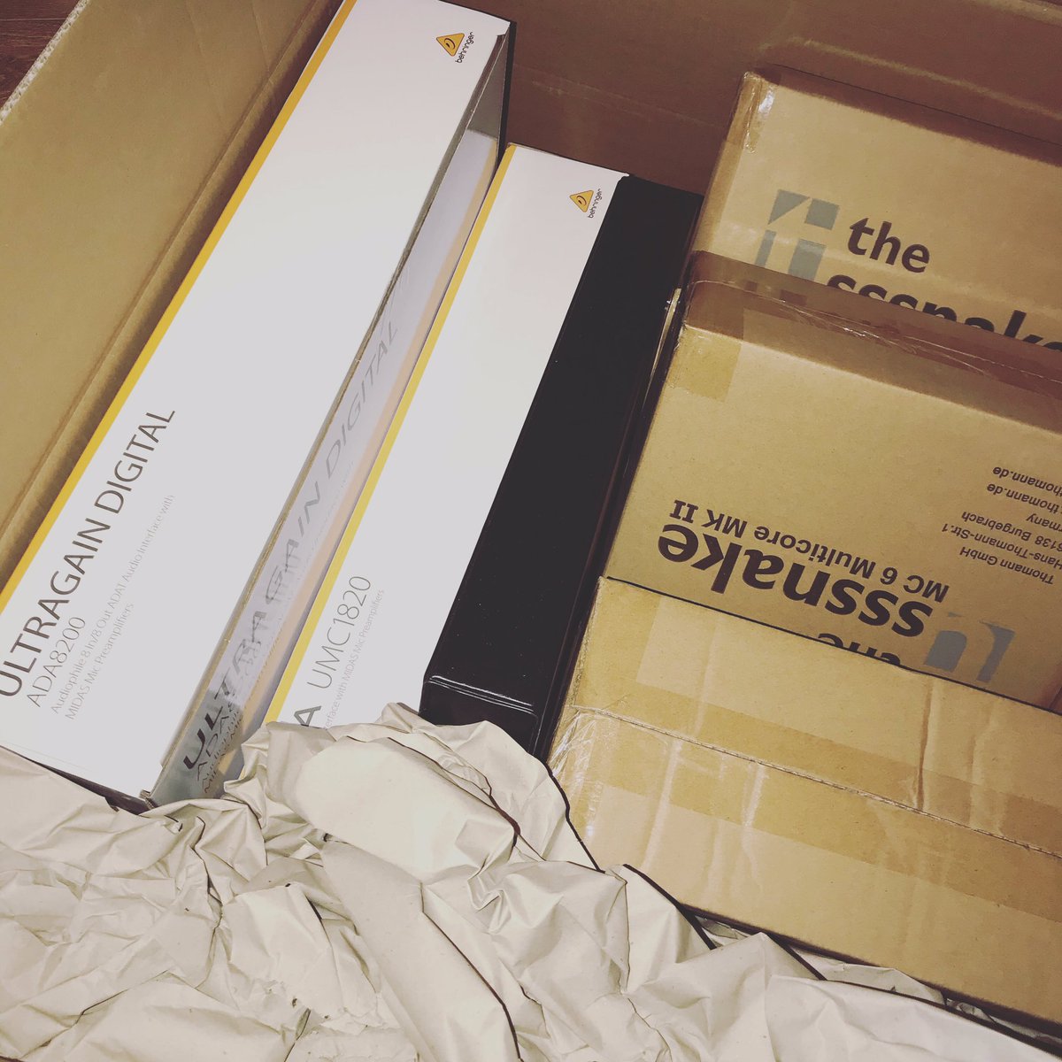 S T U D I O • G O O D I E S 

<a href="/Behringer/">Behringer</a> 
<a href="/shure/">Shure</a> 
<a href="/thomann/">huber thomann</a> 

#mixingengineer #music #recording #northernirelandmusic #belfast #recordingengineer #nimusic #belfastmusic #belfastband #nimusicscene #northernirelandmusic #northernirelandbusiness #belfastlocal #hellonewgear