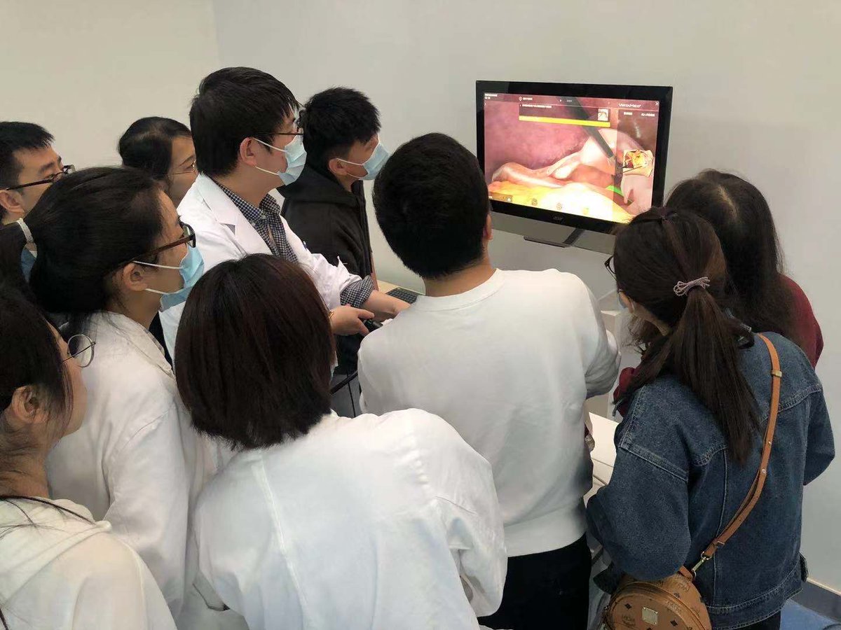 VirtaMed's tweet image. We visited Wenzhou Medical University 2 Hospital in Zheijang province and trained residents on the LaparoS™. The interest in laparoscopic #simulatortraining was massive and we were glad to give them the opportunity to try it out!
#VirtaMedEd #medicalsimulation #virtamedchina