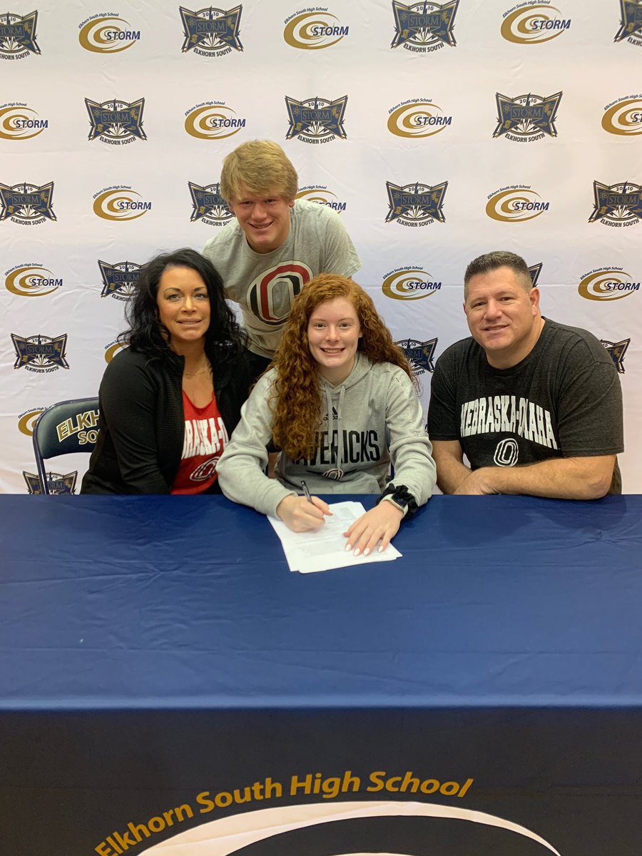 eshsvb's tweet image. Congrats to @Brilee_Wieseler and @ryleegray_ on signing day! We are so proud of you!!