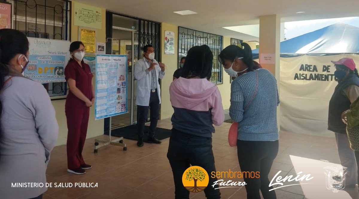 Salud_Napo's tweet photo. #Quijos | Usuarios que asisten a los centros de salud perteneciente a la Dirección Distrital 15D02, reciben charla educativa sobre la importancia de realizar actividad física y mantener una alimentación saludable para prevenir la diabetes. #ActivadosPorLaSalud https://t.co/3q0E7VvkKK