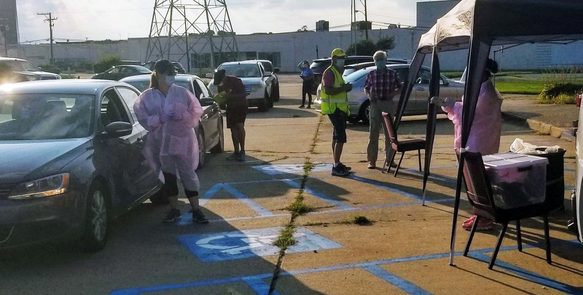 With the Virginia Beach / Hampton Roads area accounting for over one-fourth of all COVID-19 cases in the state of Virginia, members of the Peninsula Spanish church set to work to share their resources with higher risk communities Read more! pcsda.org/food-bank-and-…