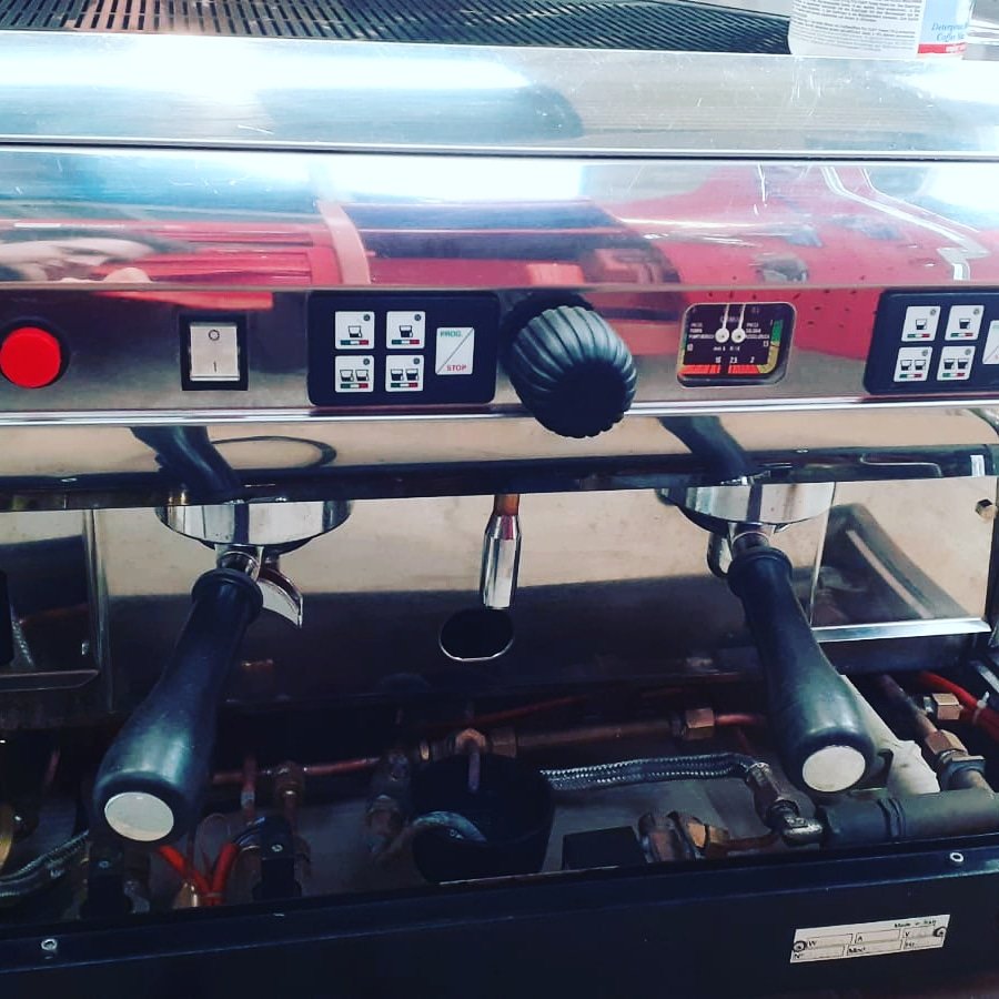 MakeItSoCoffee's tweet photo. It's here... The van is almost complete.... The sales will be starting soon..... https://t.co/XPBioKgMMa